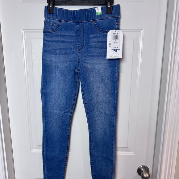 Celebrity Pink Curvy Pull On Skinny Jeans, NWT, Size Small - Picture 1 of 11
